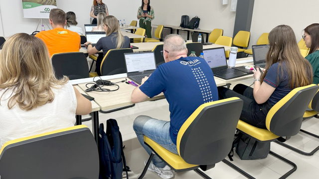 coopertradicao-sedia-treinamento-sobre-o-novo-sistema-de-gdh-nacional-do-sescoop