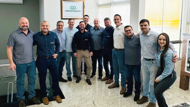 presidente-da-biotrop-visita-cooperativa-agroindustrial-tradicao