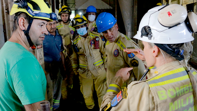 corpo-de-bombeiros-realiza-treinamento-em-unidade-de-graos-da-coopertradicao