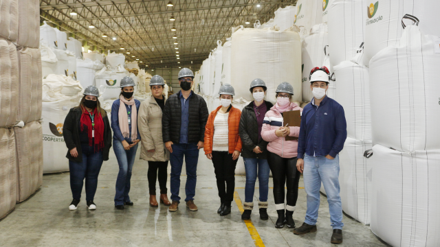 inclusao-coopertradicao-recebe-visita-de-representantes-da-apae-de-pato-branco
