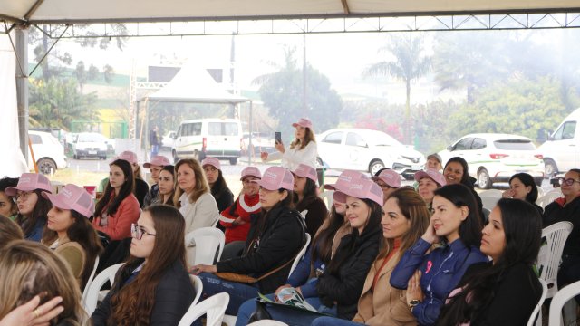 outubro-rosa-coopertradicao-faz-palestra-de-conscientizacao-para-colaboradoras-e-cooperadas
