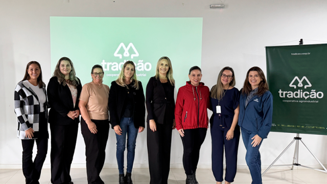 cooperativa-tradicao-oficializa-nucleo-feminino-e-elege-diretoria