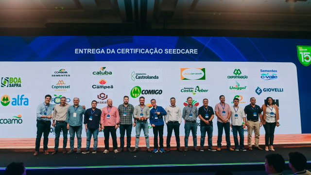 syngenta-certifica-sementes-coopertradicao-por-excelencia-no-tratamento-de-sementes