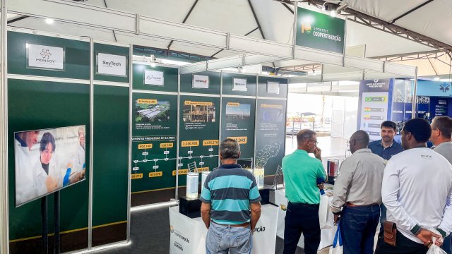 sementes-coopertradicao-marca-presenca-na-coopercitrus-expo-2024