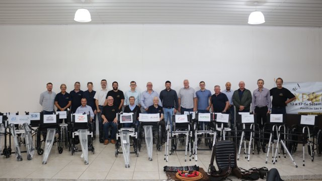 coopertradicao-apoia-expoflor-e-contribui-com-a-arrecadacao-de-r$-35-mil