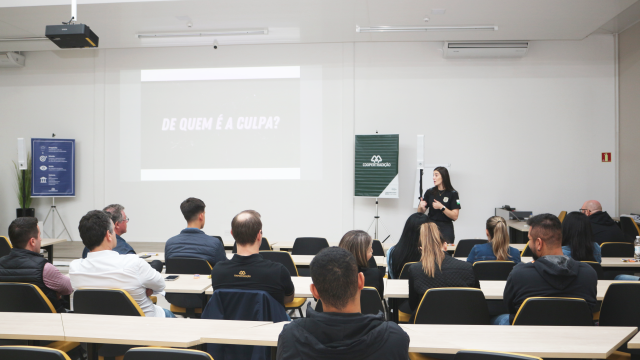 coopertradicao-orienta-colaboradores-sobre-assedio-no-ambiente-de-trabalho
