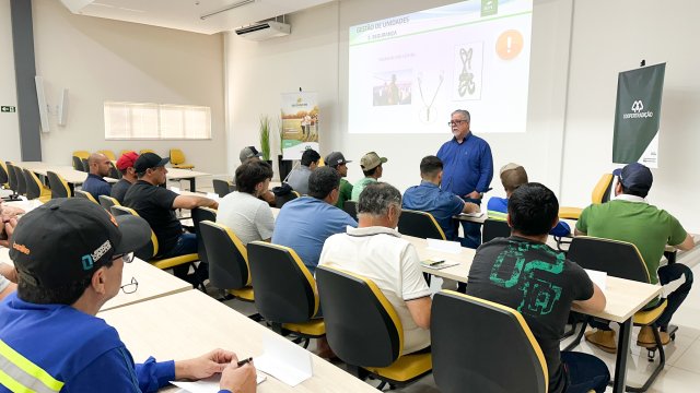 coopertradicao-promove-treinamento-sobre-gestao-de-unidades-de-armazenagem-de-graos