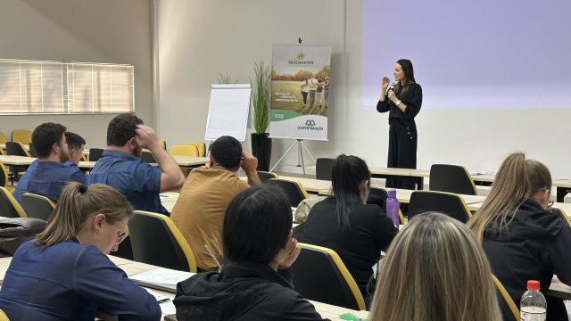 comunicacao-assertiva-e-tema-de-workshop-para-os-colaboradores-da-coopertradicao