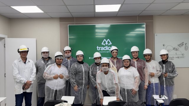 Tradi&ccedil;&atilde;o Moinho recebe estudantes para visita t&eacute;cnica 