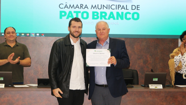 coopertradicao-recebe-mocao-de-aplausos-pelos-20-anos-de-historia