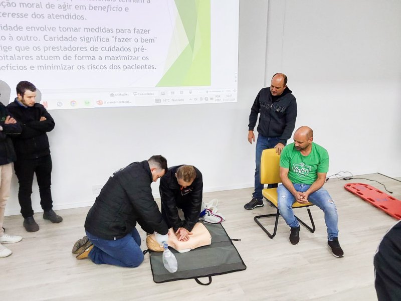 Coopertradi��o promove treinamento anual para cipeiros 