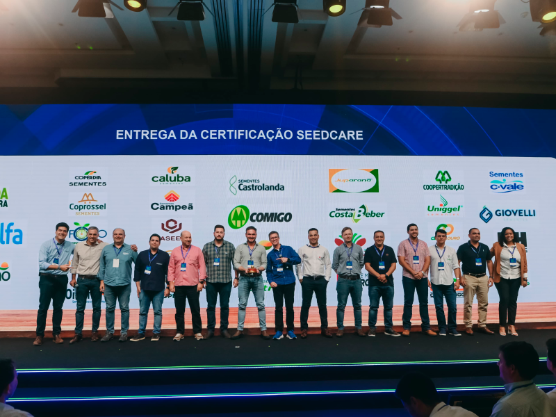 Syngenta certifica Sementes Coopertradi��o por excel�ncia no tratamento de sementes 