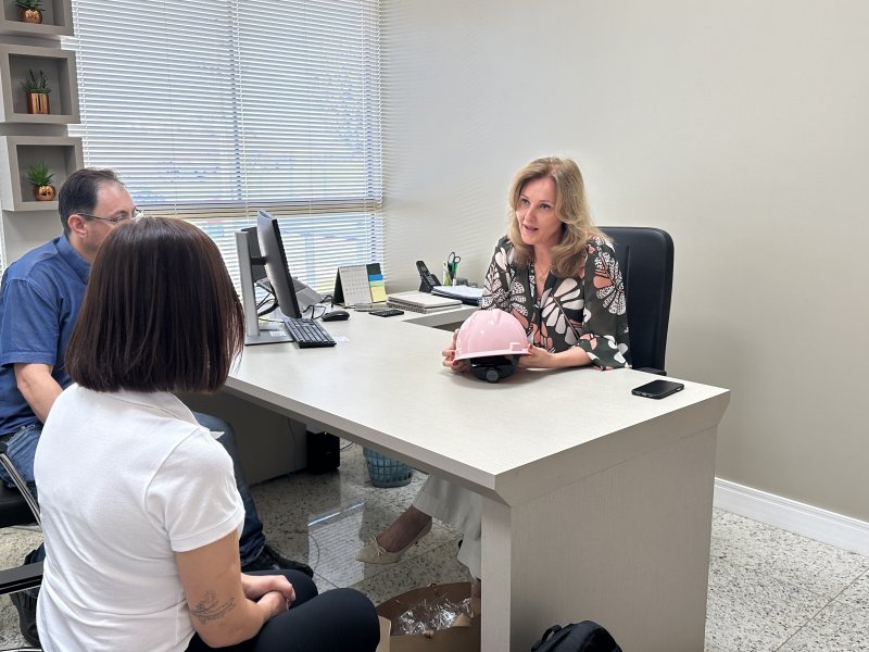 Colaboradoras da Coopertradi��o recebem homenagem da multinacional MSA Safety