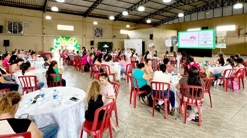Evento de Mulheres Cooperadas em Cand�i promove sa�de e conscientiza��o