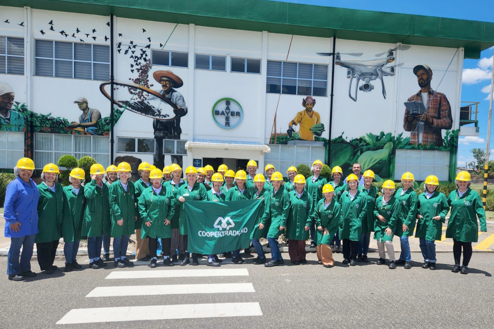 Mulheres Tradi��o vivenciam experi�ncias inovadoras em visita � F�brica da Bayer no Rio de Janeiro