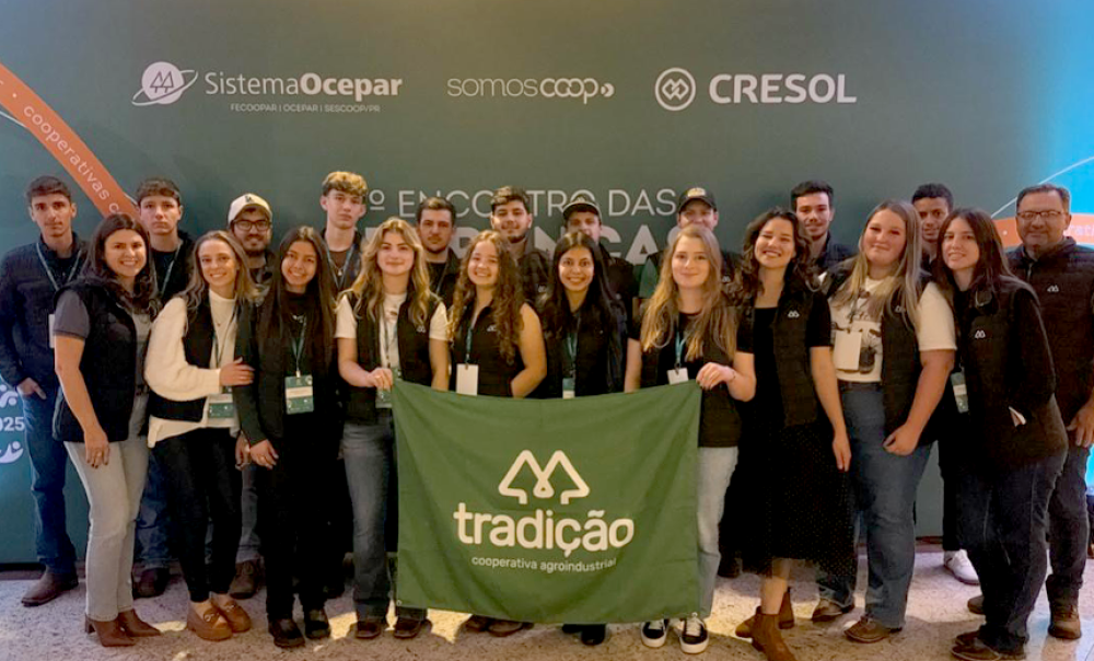 Filhos de cooperados Tradi��o participam do Cooperl�der Jovem