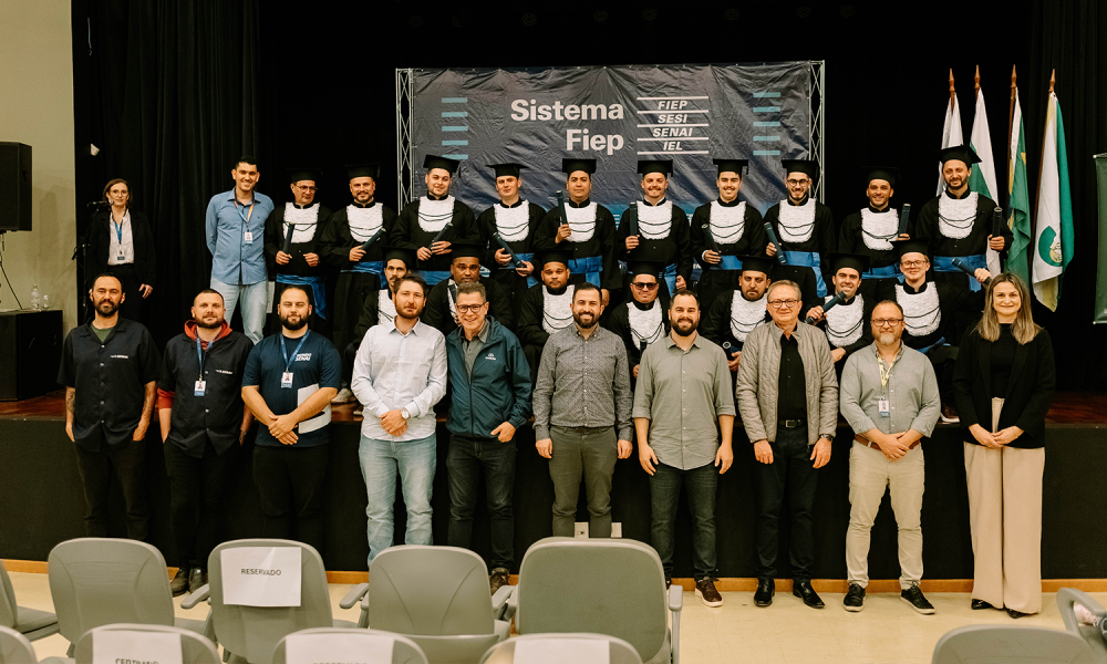 Formatura da 1� turma de Eletromec�nica da Tradi��o