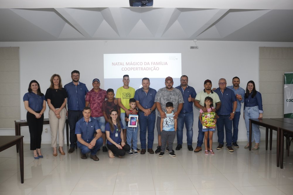 Crian�as s�o premiadas por participa��o destaque em concurso cultural 