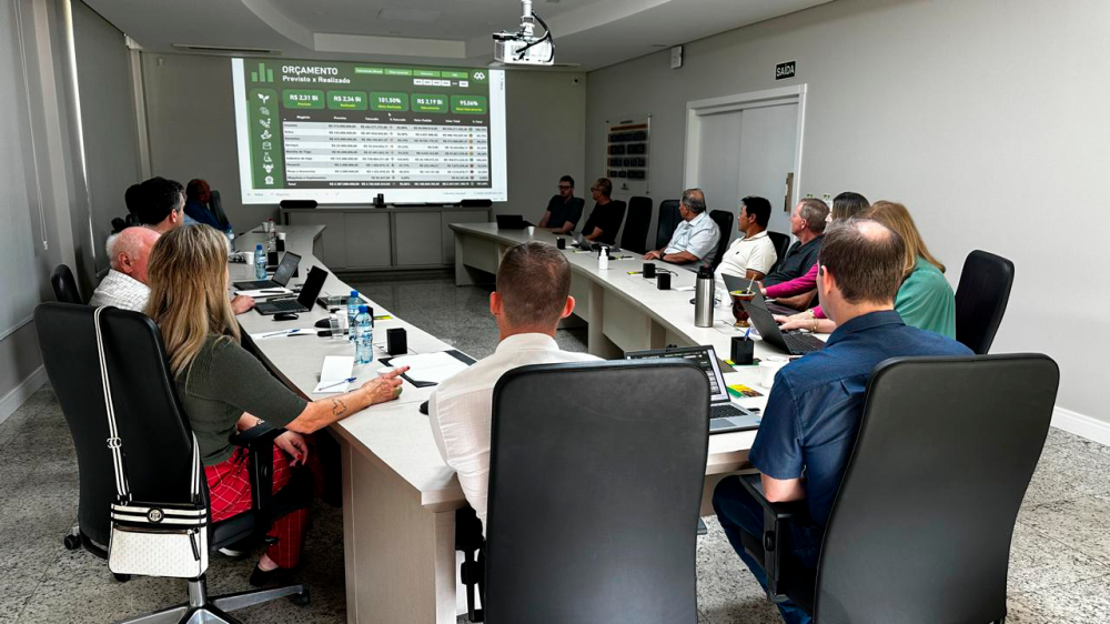 Cooperativa Tradi��o celebra metas alcan�adas e projeta crescimento para 2025