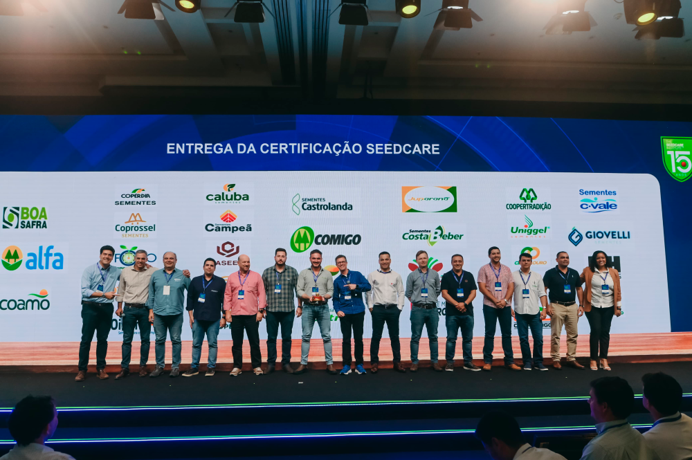 Syngenta certifica Sementes Coopertradi��o por excel�ncia no tratamento de sementes 
