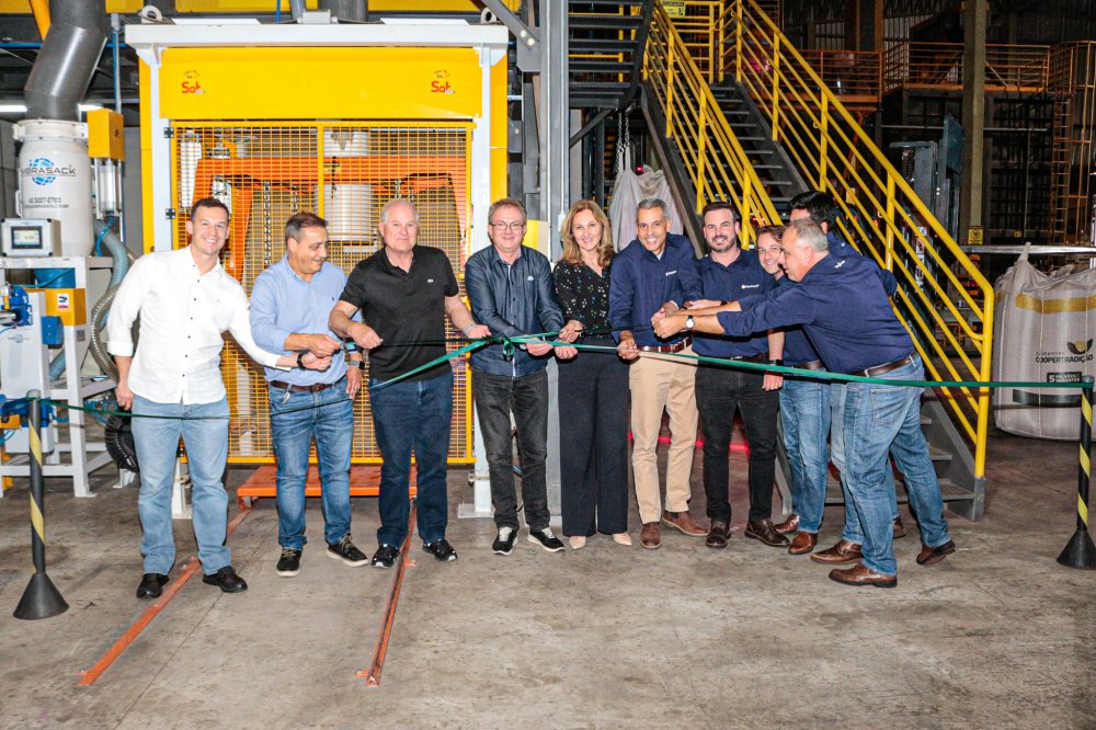 Coopertradi��o e Syngenta inauguram nova unidade de TSI na UBS Pato Branco