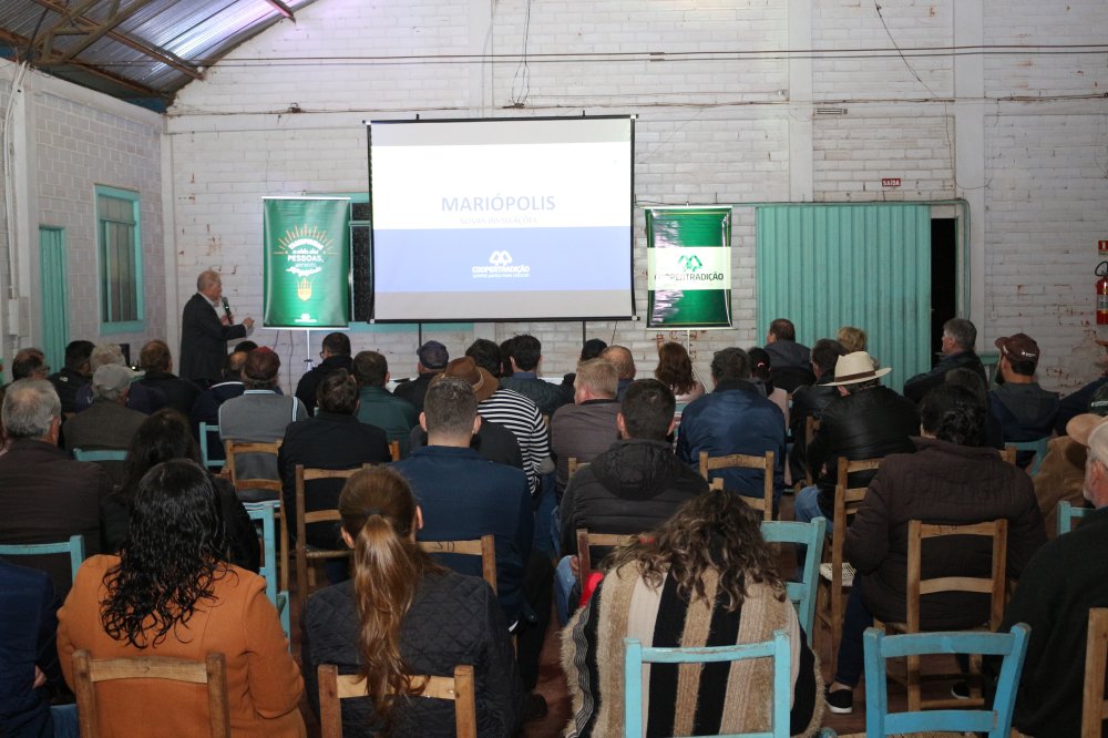Coopertradi��o apresenta cooperativa a produtores de Mari�polis
