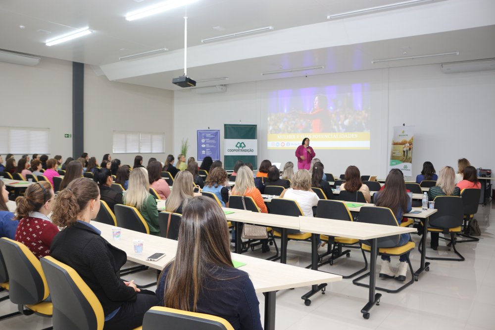 Coopertradi��o promove Encontro de Mulheres com cooperadas de todas as unidades