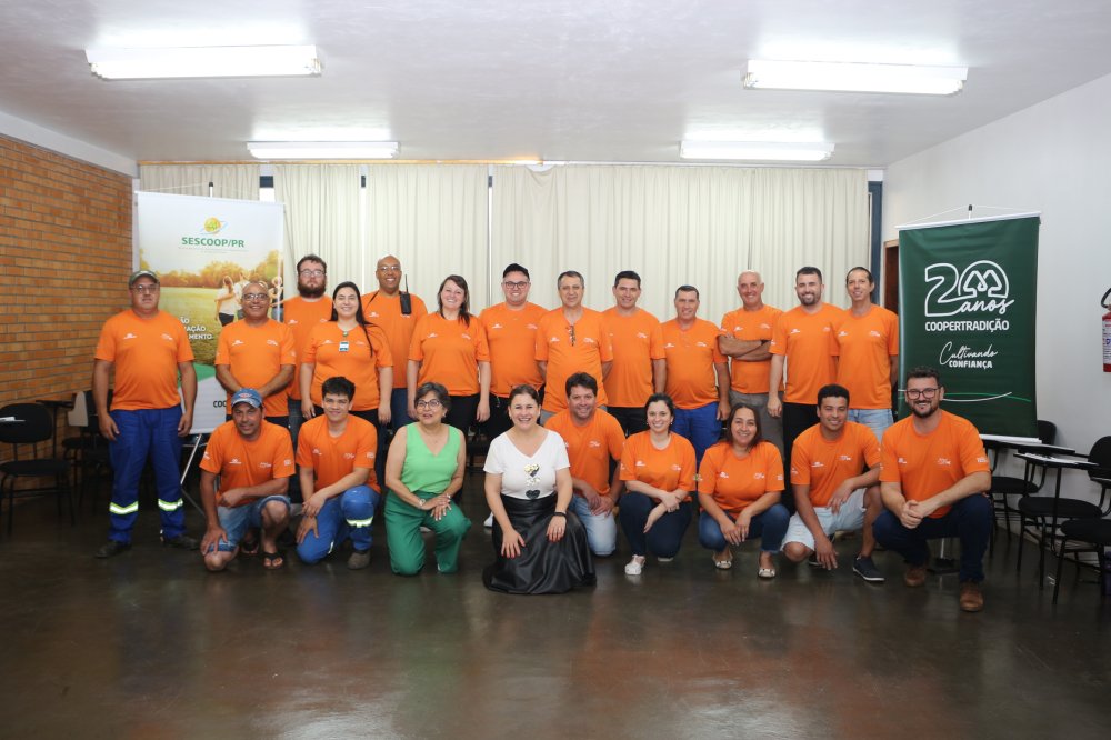 Coopertradi��o adota Programa Felicidade Interna do Cooperativismo 