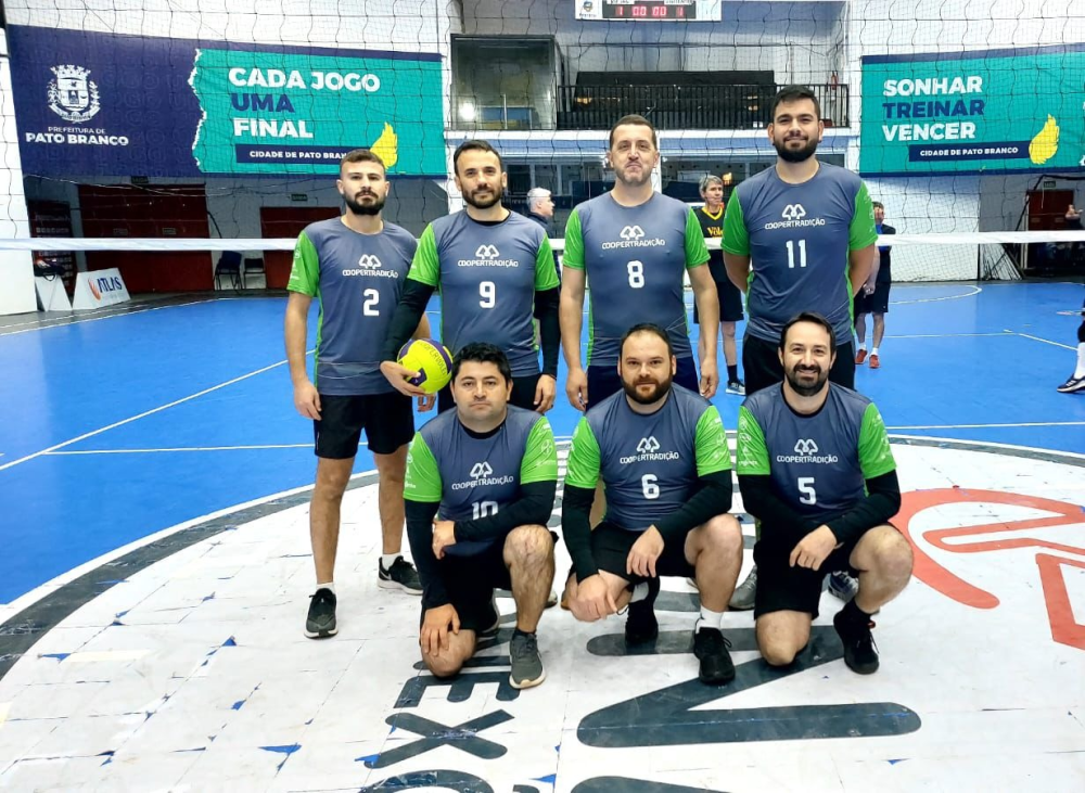 Equipe masculina da Coopertradi��o � campe� nos Jogos dos Trabalhadores 