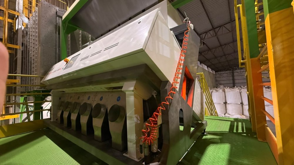 Tradi��o investe em tecnologia para valorizar a produ��o de feij�o 